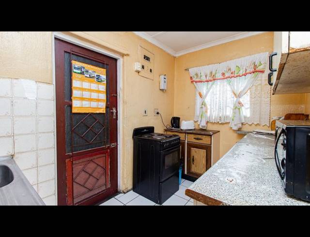 3 BEDROOM HOUSE FOR SALE IN MITCHELLS PLAIN CENTRAL